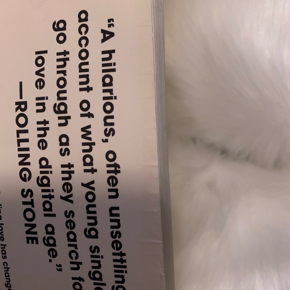 Aziz Ansari #1 NY Times Best Seller Modern Romance - Picture 4 of 5